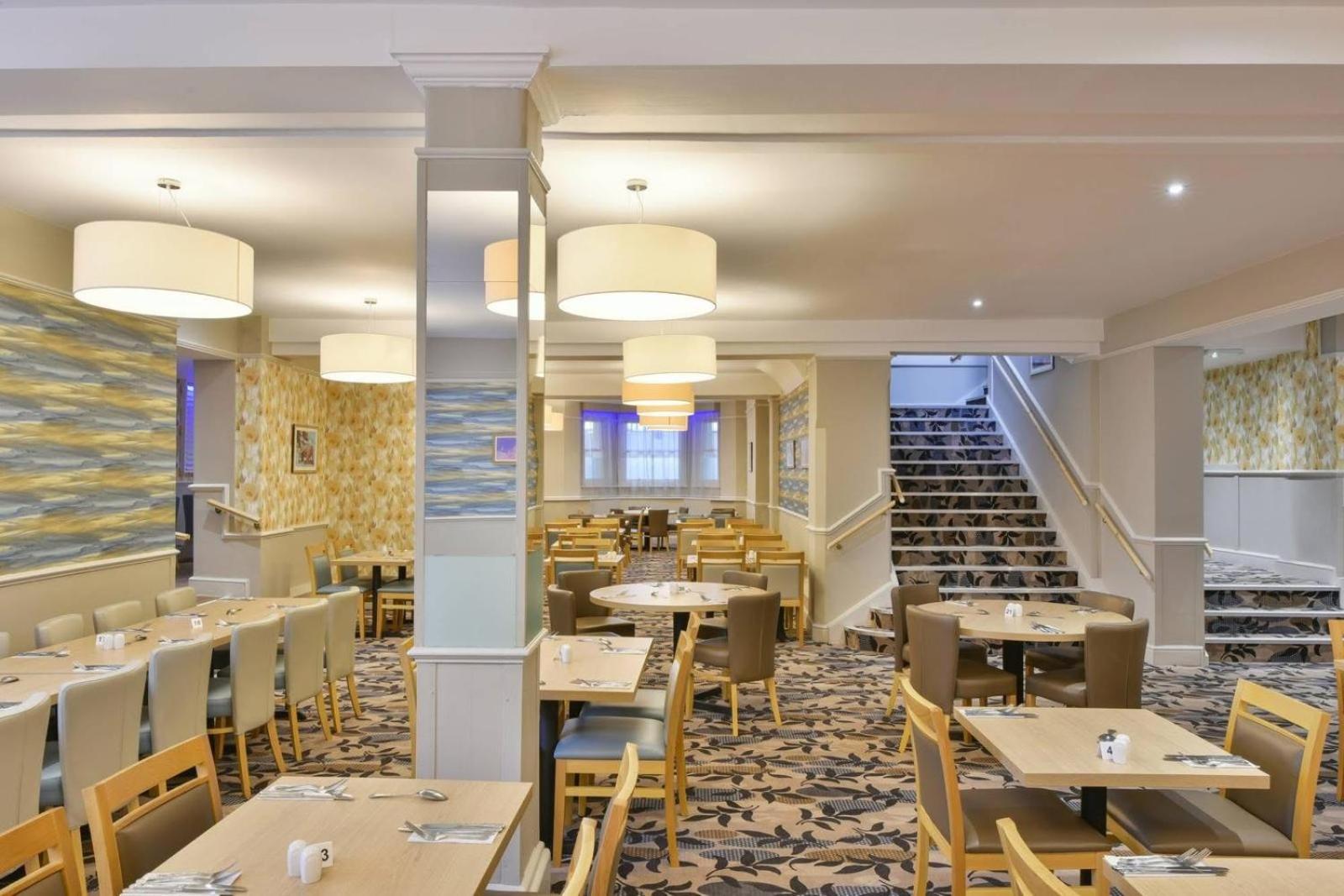 The Majestic Hotel 이스트본 외부 사진