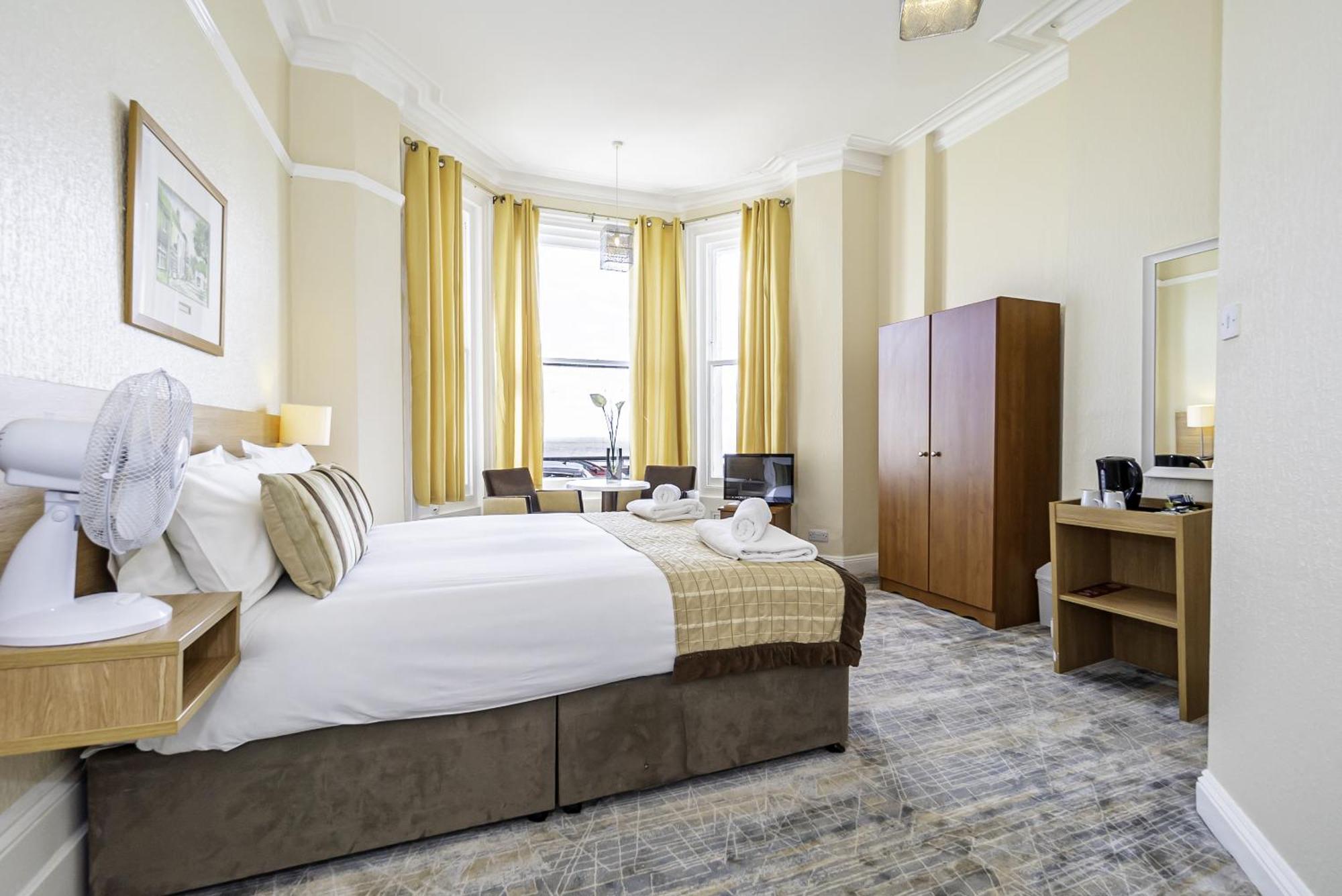 The Majestic Hotel 이스트본 외부 사진